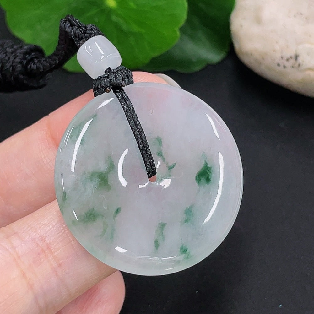 Jadeite Peace Knot Pendant Total Weight Approx. 13.4g (including rope weight)