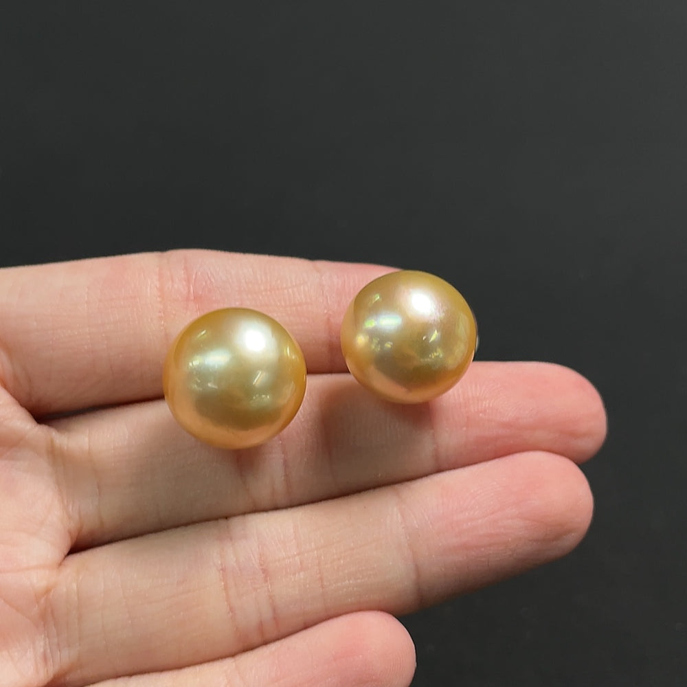 Seawater pearl earrings 18k gold color origin undetermined size about 14.3mm