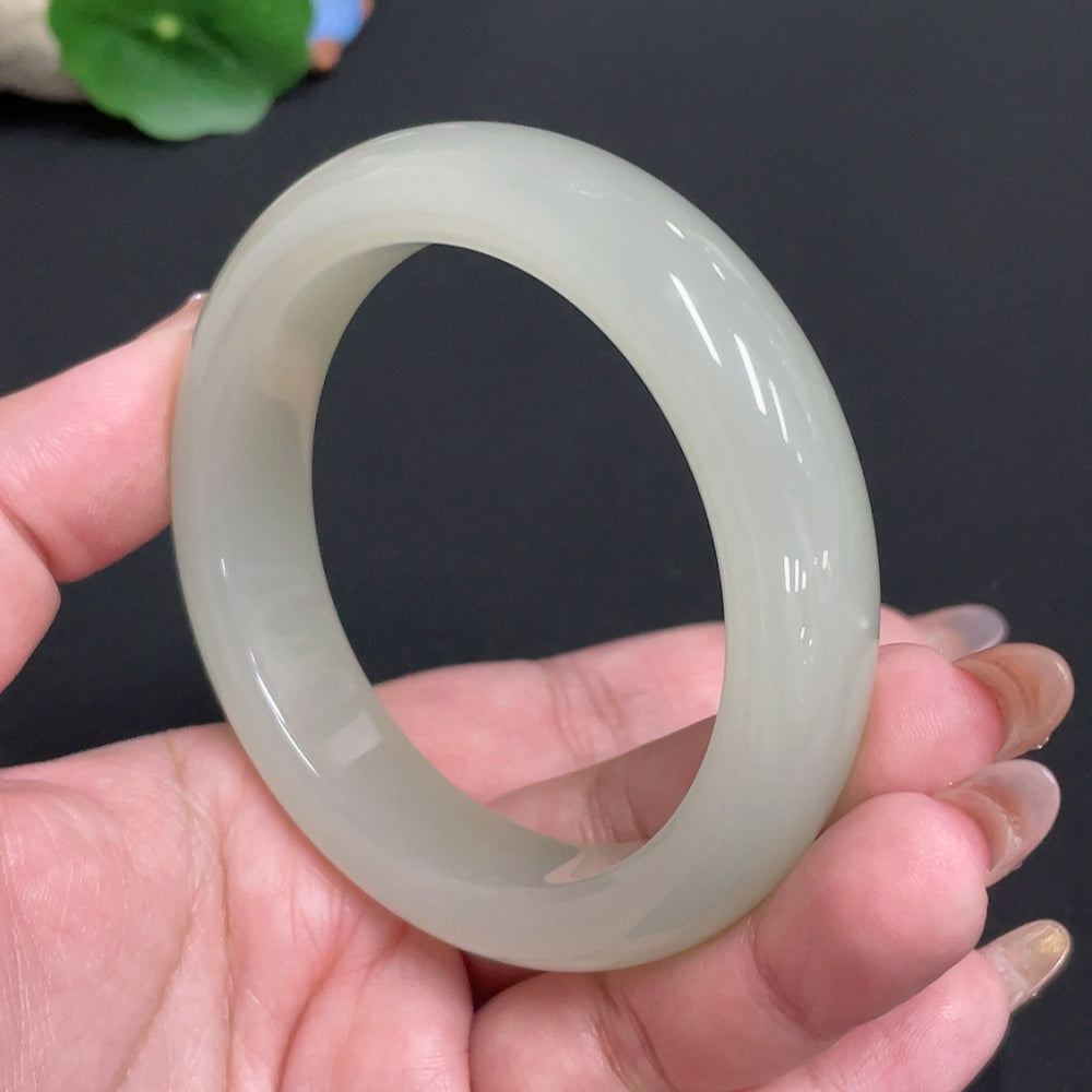 Hetian Jade Round Bracelet . | Huiliu Certified