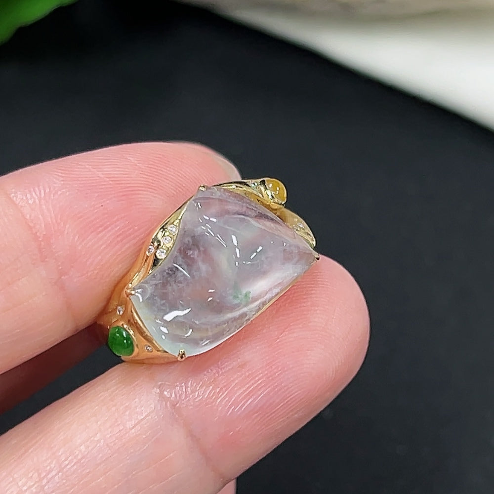 Jadeite inlaid ring with diamond accents in 18K gold, size 16, weighing approximately 4.1g, crafted by HKHQ.