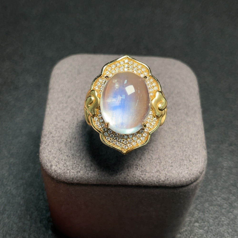 18K gold feldspar ring with gemstones, HUILIU HQ, size 18, weighs approximately 10.21 grams, elegant jewelry piece.