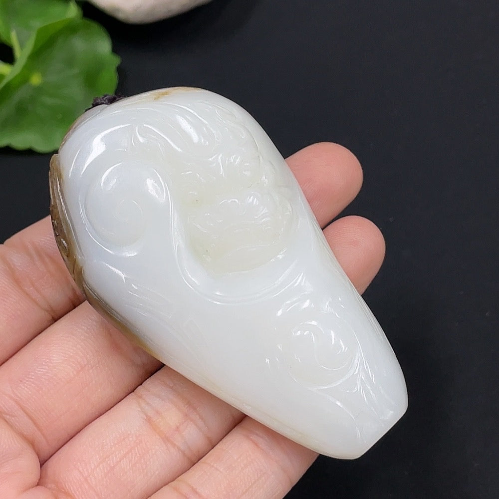 Hetian Jade Pendant Auspicious Beast Undetermined Skin Color Cause Chain Not Hetian Jade Total Weight Approximately (Including Chain) 97.1g