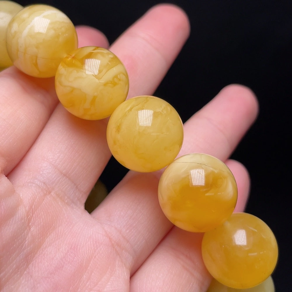 Amber Beeswax Bracelet . Size . 15.6mm | Huiliu Certified