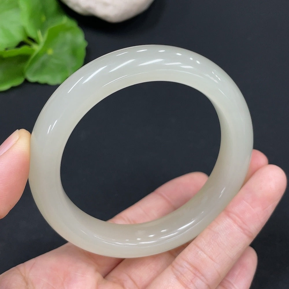 Hetian Jade Round Bracelet . | Huiliu Certified