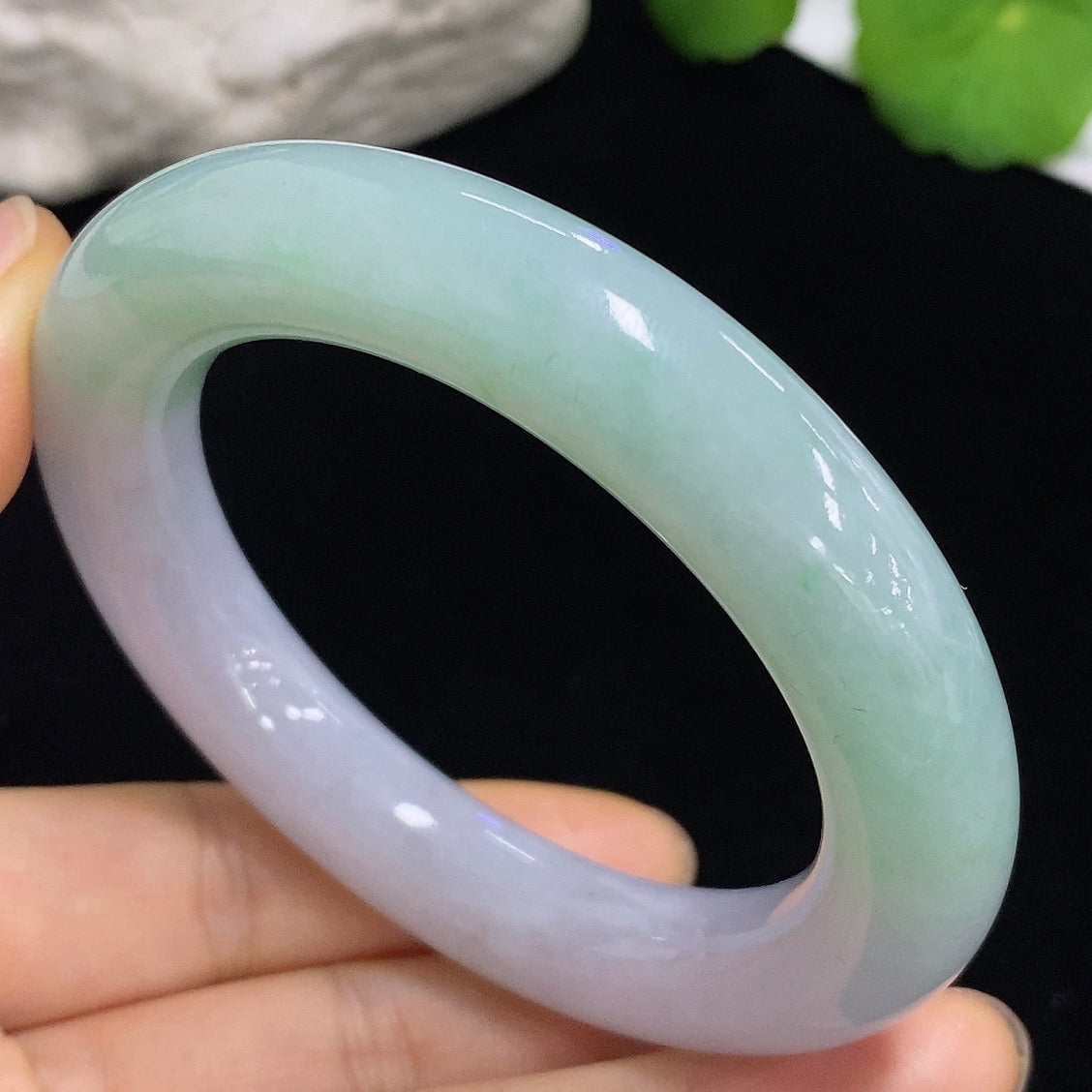 Jadeite Round Bangle Size 55 Total Weight Approx. 81.57g