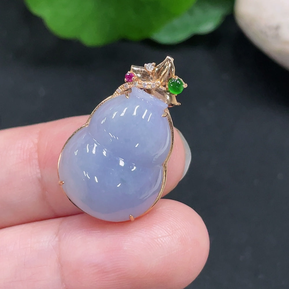 Jadeite Gourd Inlaid Pendant . (Non-Diamond) | Huiliu Certified