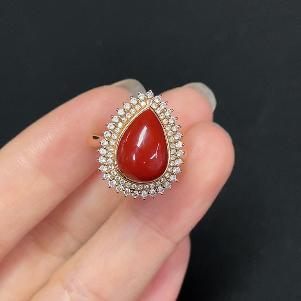 Southern Red Agate Ring in 18K Gold with Diamond Accents