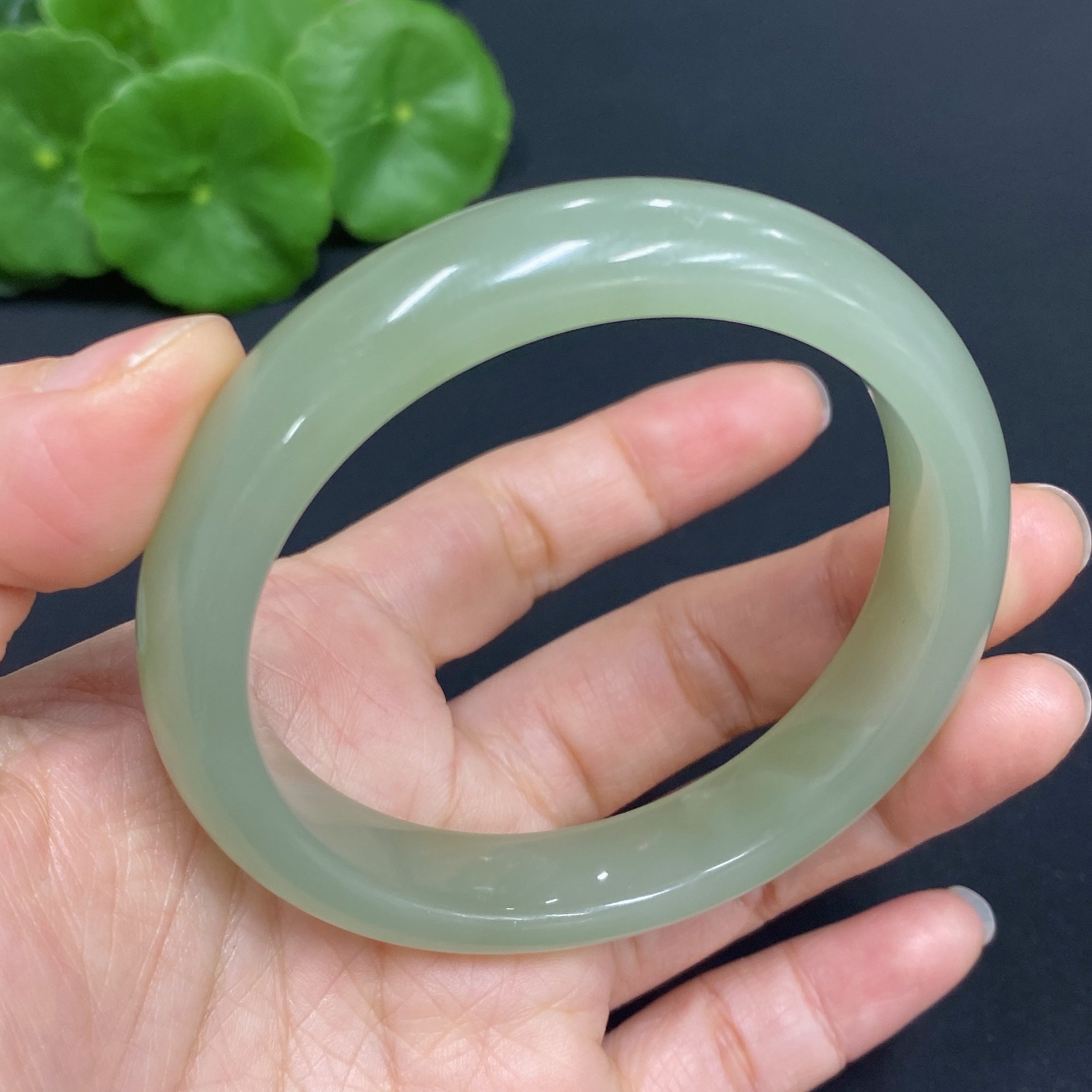 Hetian Jade Round Bracelet Size 56.2 Total Weight Approx. 48.6g