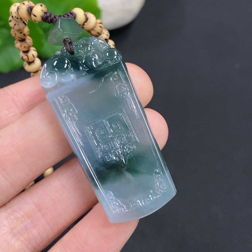 Jadeite Antique Pendant Total Weight Approx. 27.4g (Including Cord Weight) Non-Jadeite Beads Included