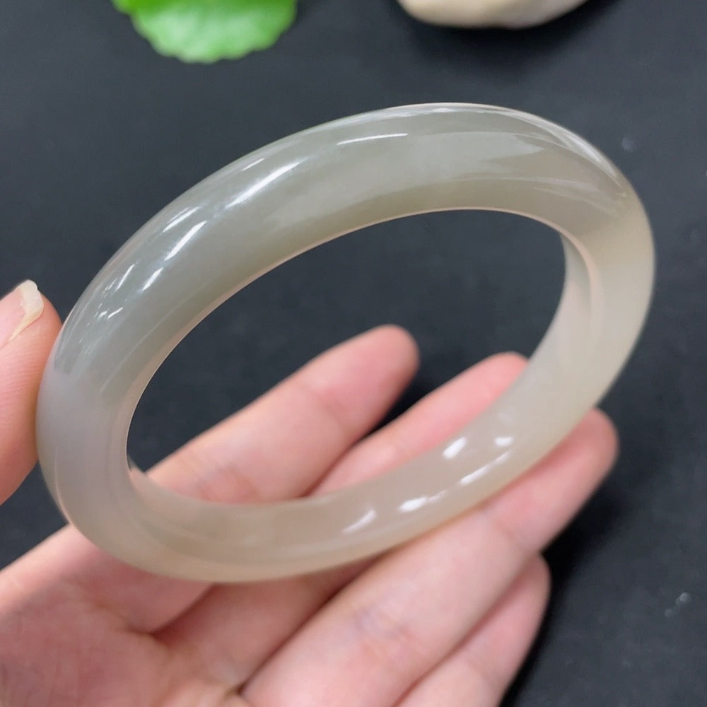 Hetian Jade Round Bracelet Size 59.5 Total Weight Approx. 52.7g