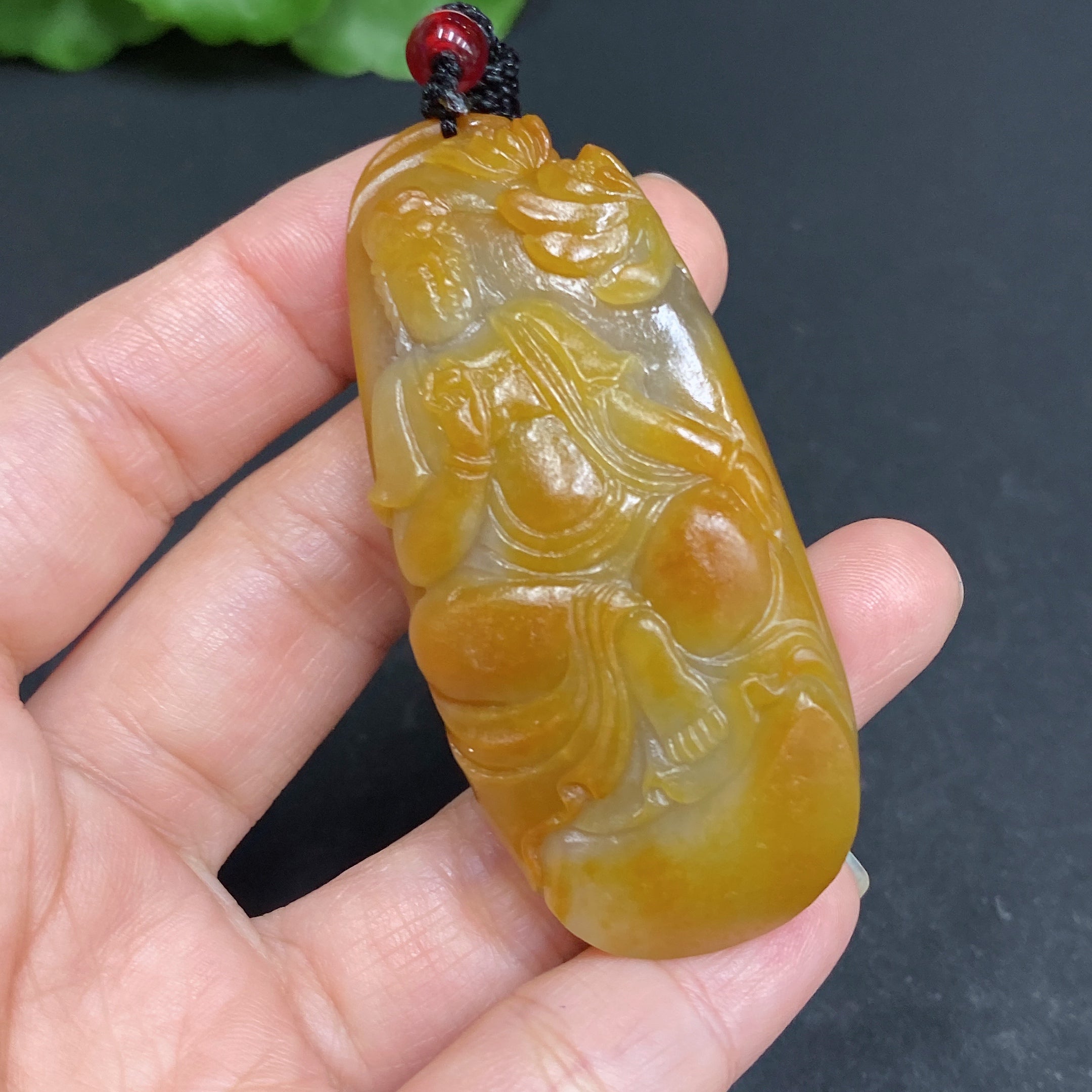 Hetian Jade Pendant Guanyin Total Weight (including rope) 32.2g Undetermined skin color cause