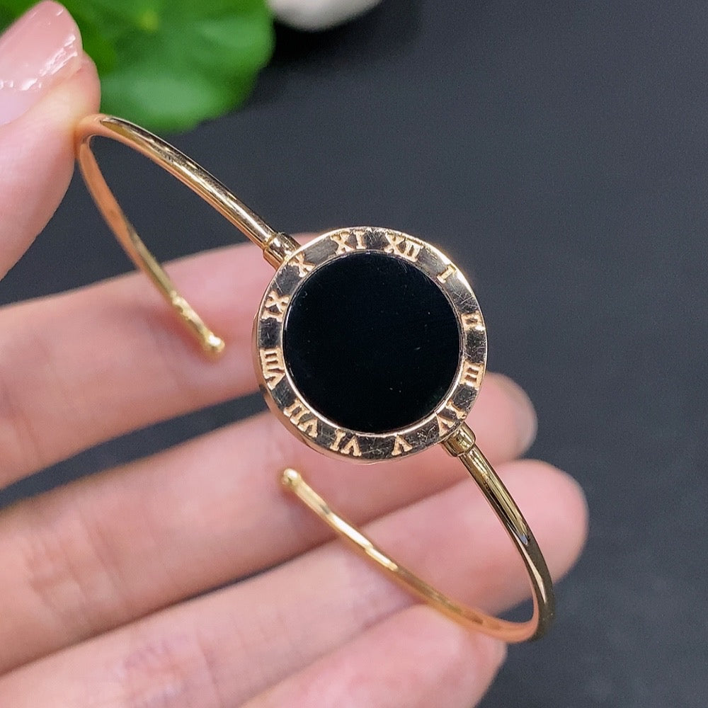 Jadeite inlaid bangle 18k gold total weight about 5g adjustable size