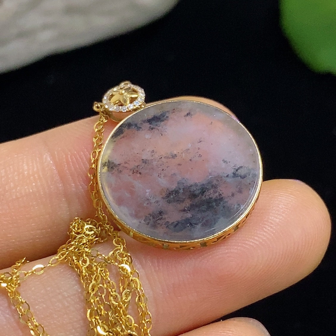 HKHQ Jadeite plain pendant with 18k gold and diamond inlay, showcasing a smooth jade surface and elegant design.