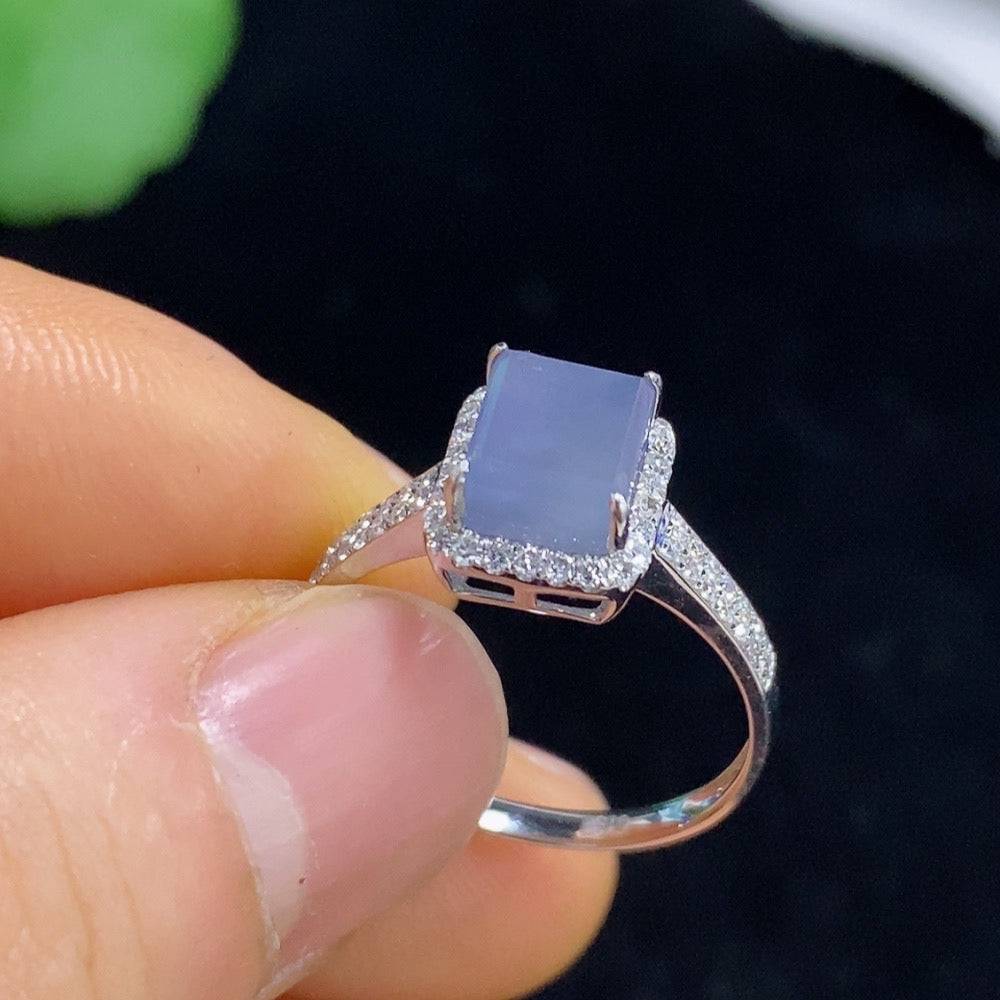 Huiliu Jadeite plain pendant ring with diamond accents, showcasing a smooth jadeite band and sparkling diamond details.