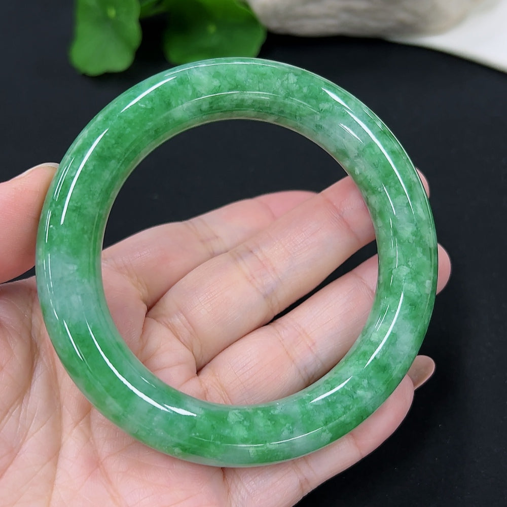 Jadeite Round Bangle