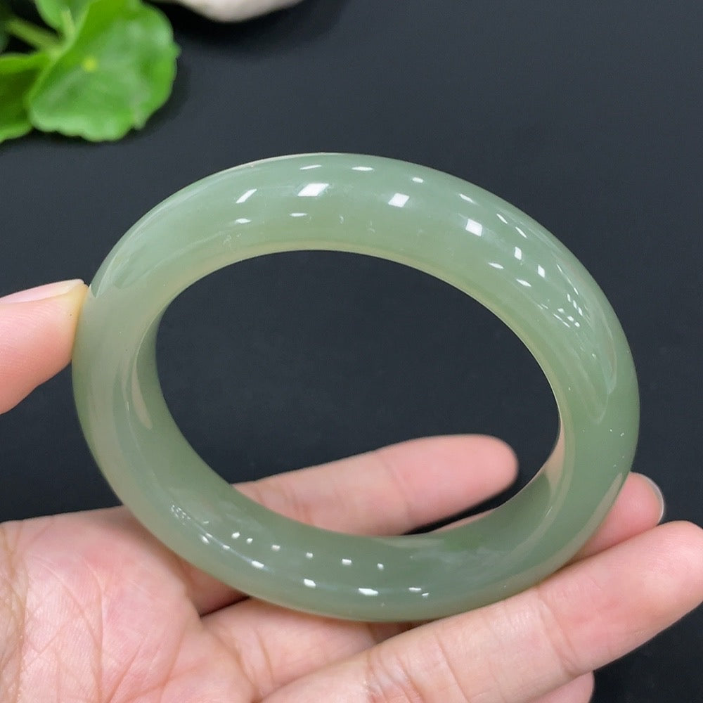 Hetian Jade Round Bracelet Size 52.7 Total Weight Approx. 57.2g
