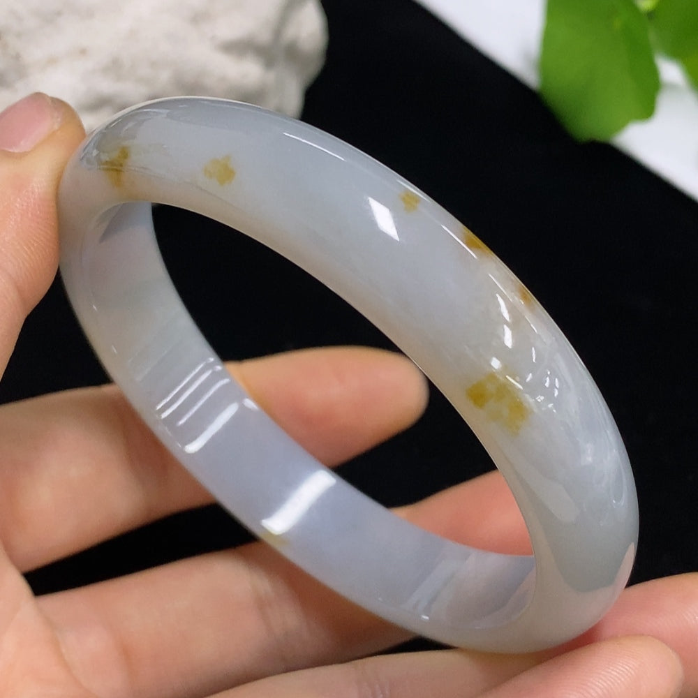 Jadeite round bangle with a total weight of 46.7g and size 59.5, showcasing smooth, polished green jade jewelry.