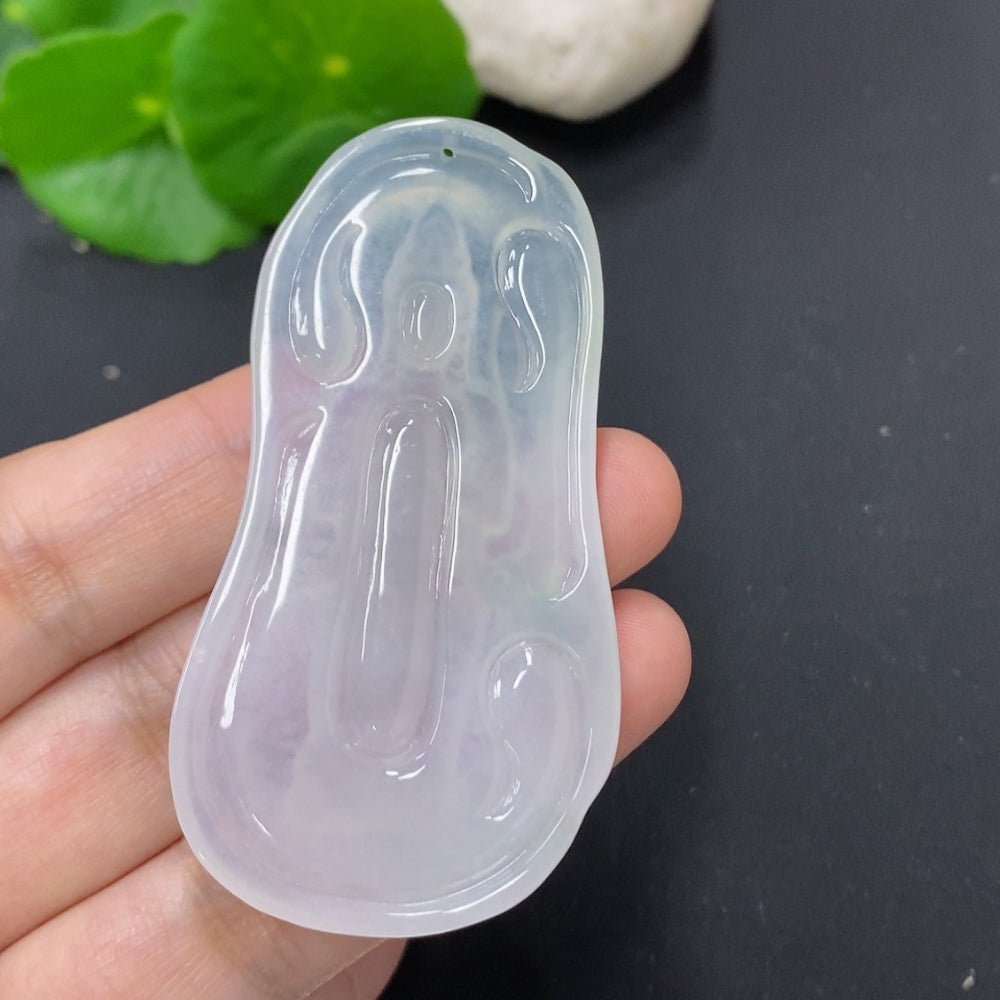 Jadeite Guanyin pendant necklace from HKHQ, featuring a carved figure in polished jadeite, weighs approximately 21.7 grams.