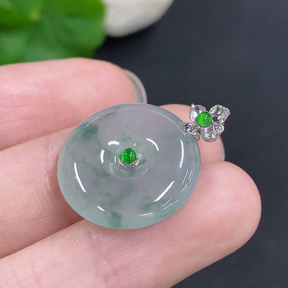 Jadeite peace knot pendant with 18K gold clasp, crafted from green jade, weighing approximately 4 grams, by HUILIU HQ.