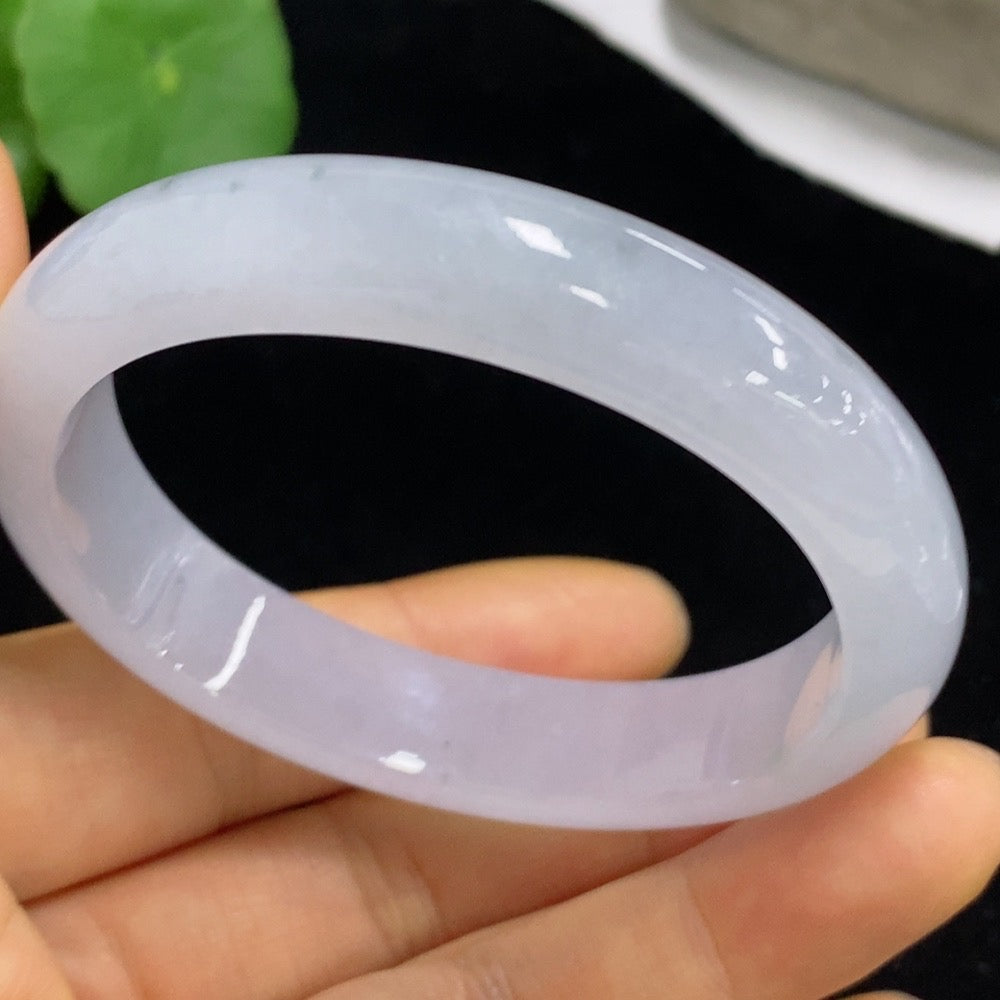 Jadeite Concubine Bracelet 53.9/46.3 Size Total Weight Approx. 43.64g