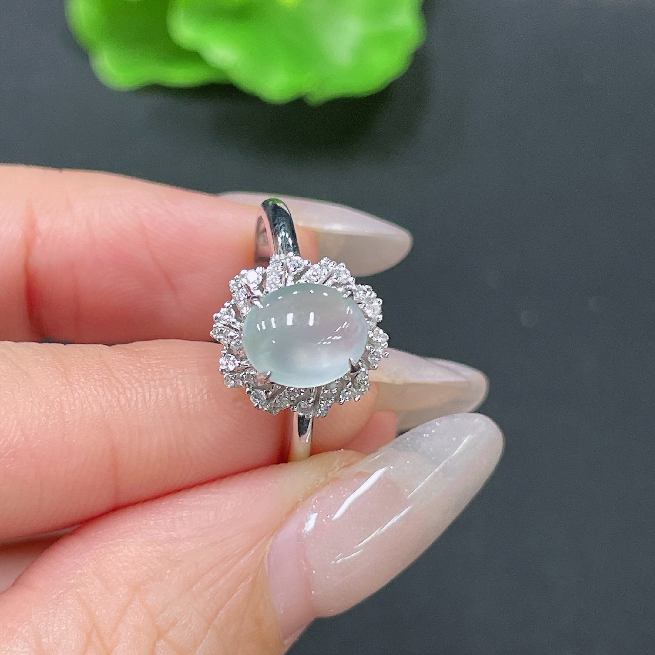 HUILIU HQ jadeite ring with 18k gold setting and diamond accents, size 18, showcasing the elegant jewelry design.
