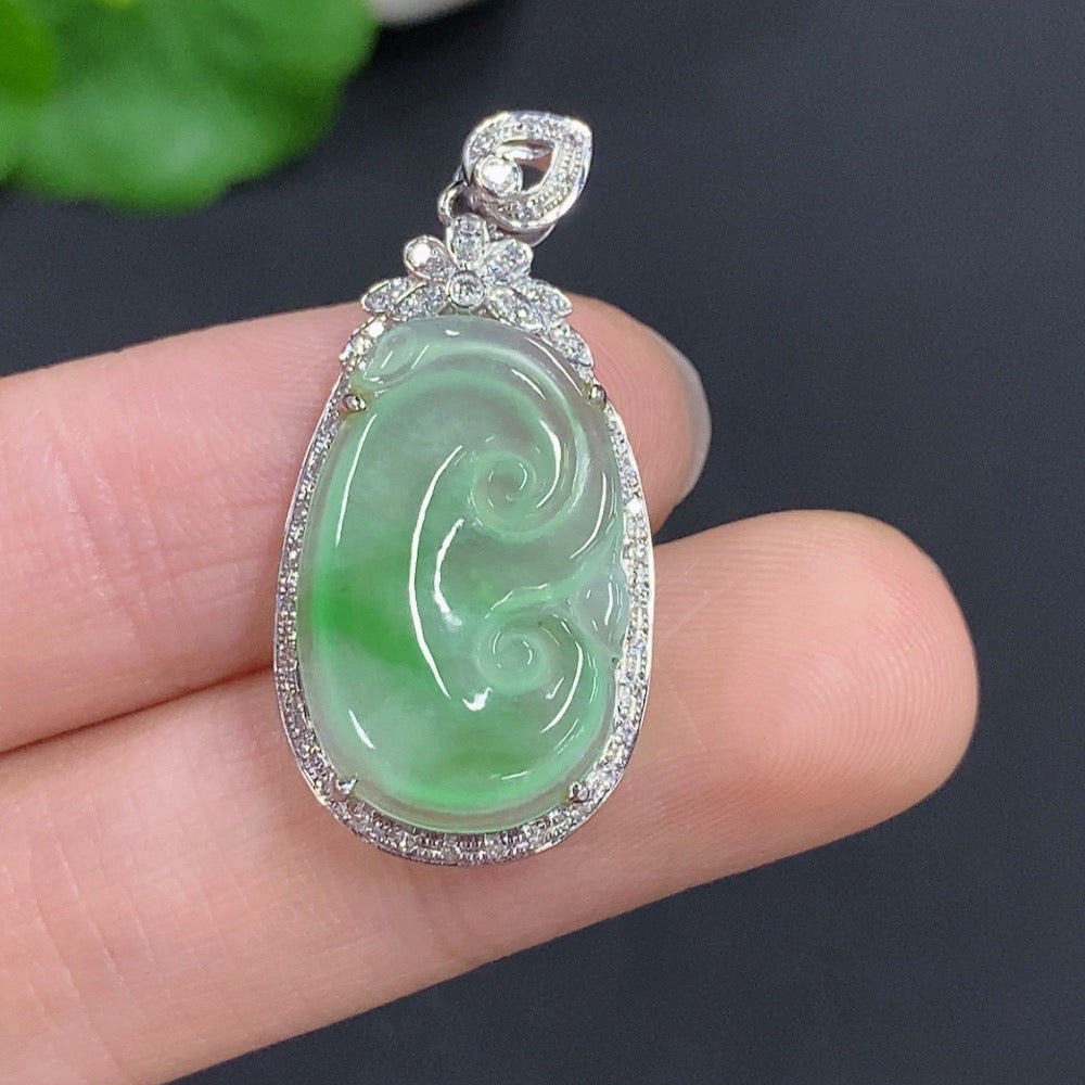 Jadeite Ruyi Pendant 18k Gold Total Weight Approx. 2.8g With Diamond Accents