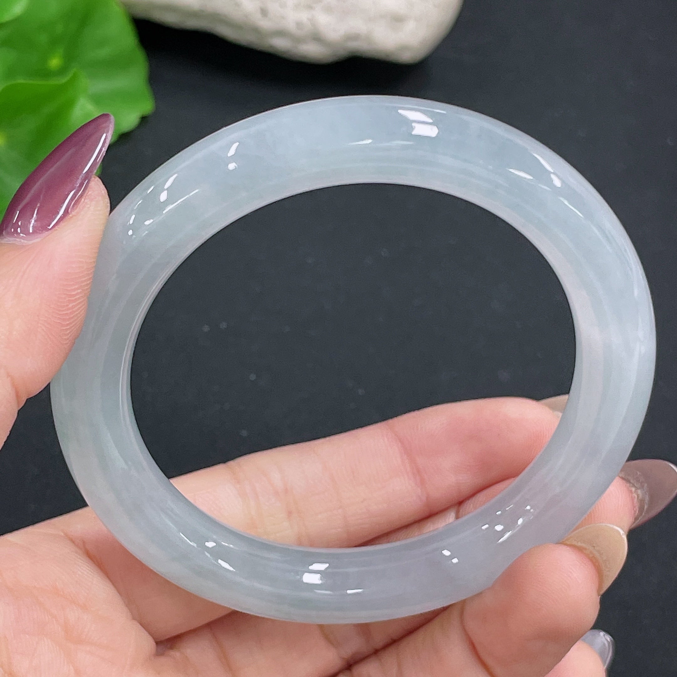 Jadeite Round Bangle Total Weight Approx. 48.6g Size 54.8