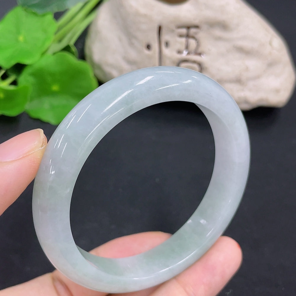 Jadeite Round Bangle Size 56.6 Total Weight Approx. 54.9g