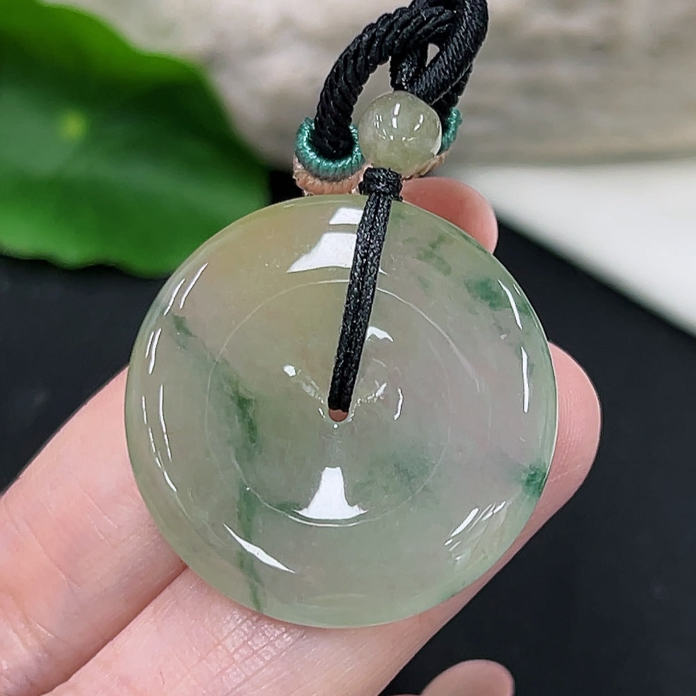 Jadeite Safety Buckle Pendant (Non-Gold Inlaid) (Color Origin Undetermined)