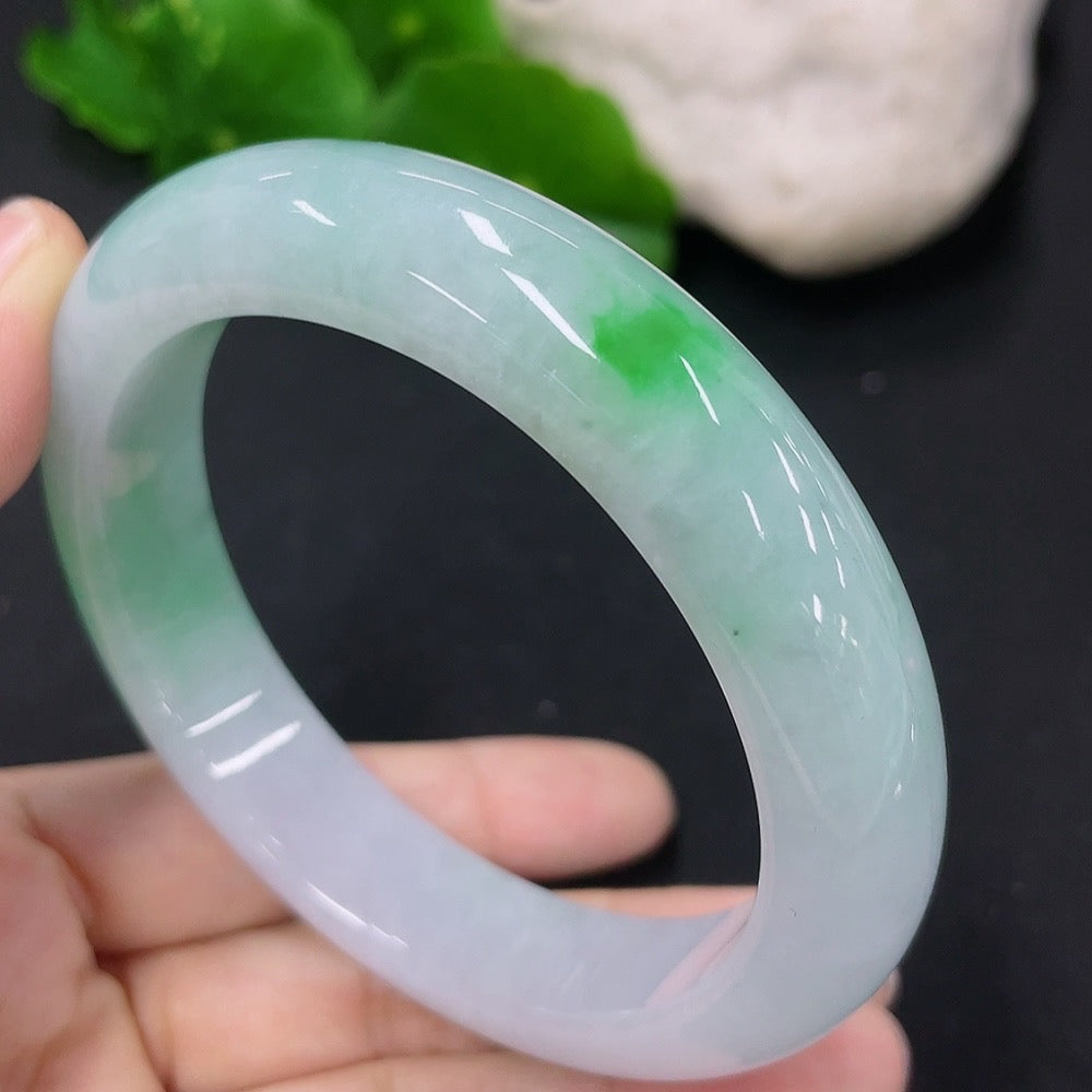 HKHQ jadeite round bangle in size 56, 62.44g, featuring smooth, polished jadeite bracelet with a glossy finish.