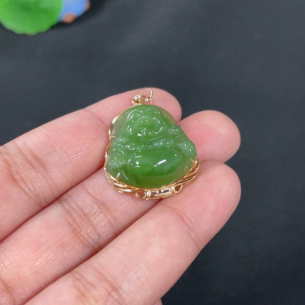 Huiliu Hetian jade jasper inlaid pendant featuring a Buddha design with diamond accents, certified by Huiliu HQ.