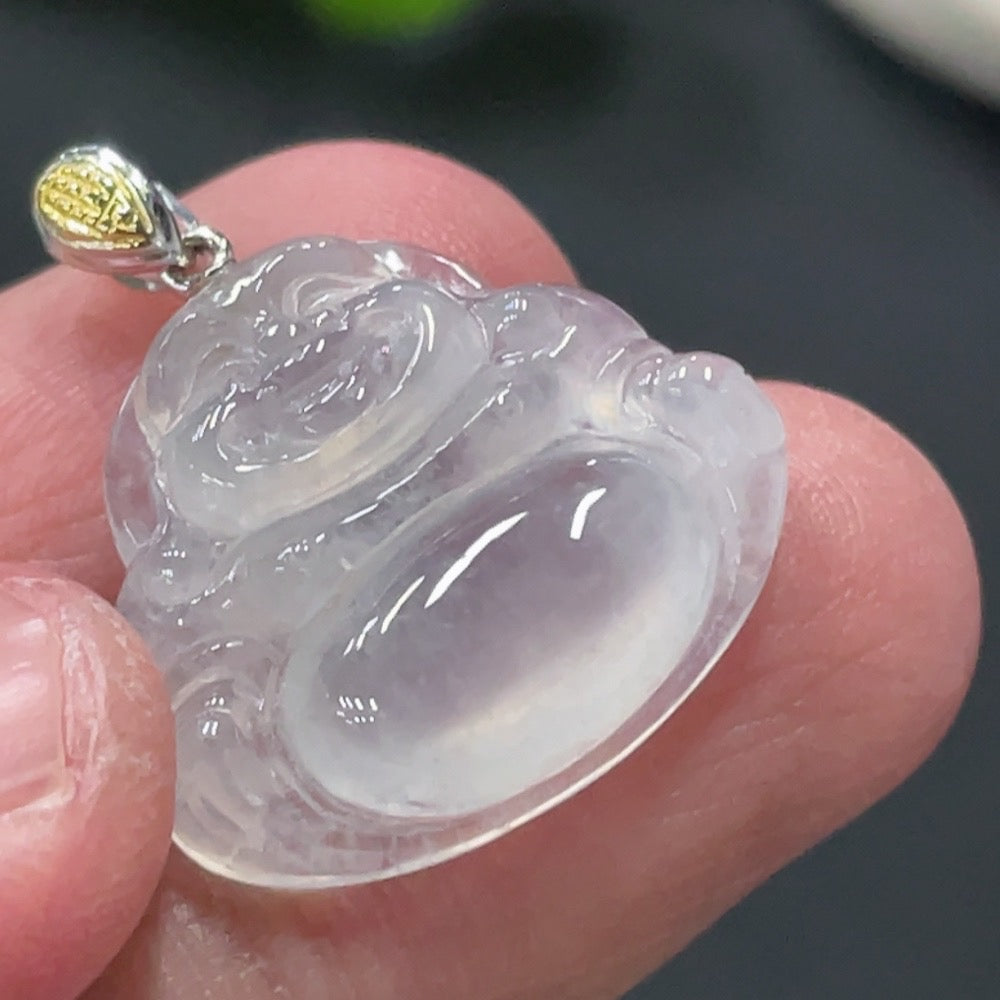 Jadeite Buddha Pendant with 18k Gold Clasp, Total Weight Approx. 3g