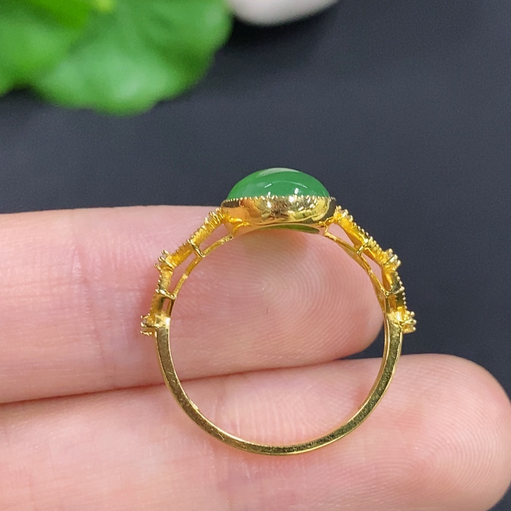 Jadeite Cabochon Solitaire Ring 18K Gold (With Diamond Accents)