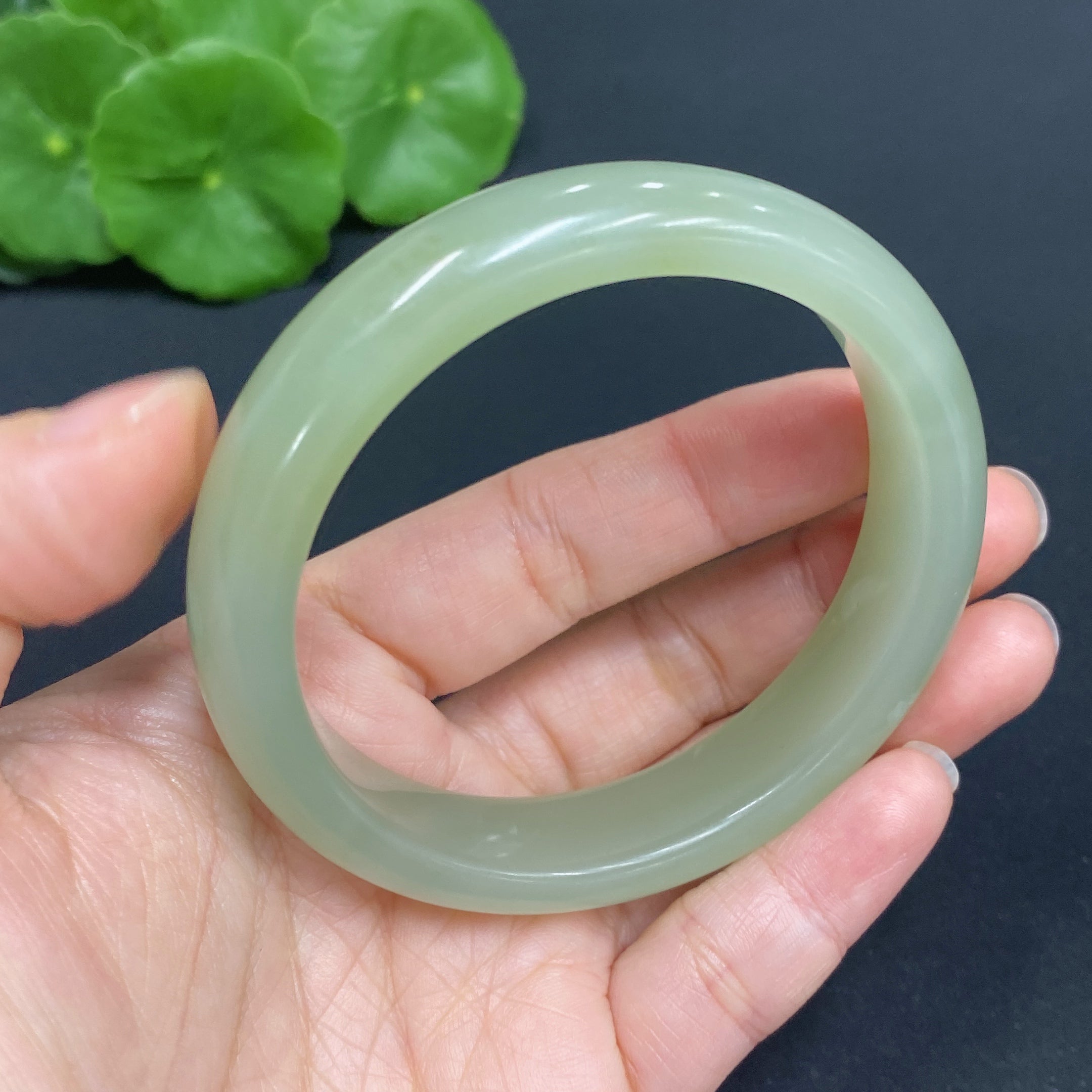 Hetian Jade Round Bracelet . | Huiliu Certified