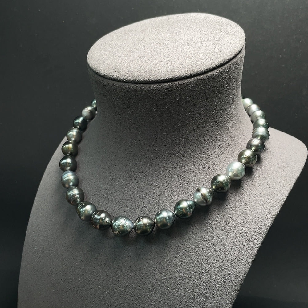 Seawater pearl necklace by HKHQ with 14k gold, 8.9-11.5mm pearls, total weight approx. 62.5g, elegant jewelry accessory