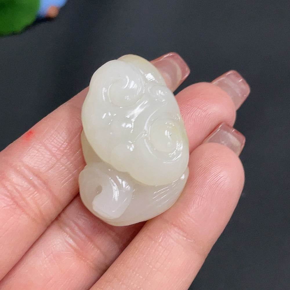 Hetian Jade Pendant, Ruyi, Undetermined Skin Color Origin, Total Weight Approx. 16.6g