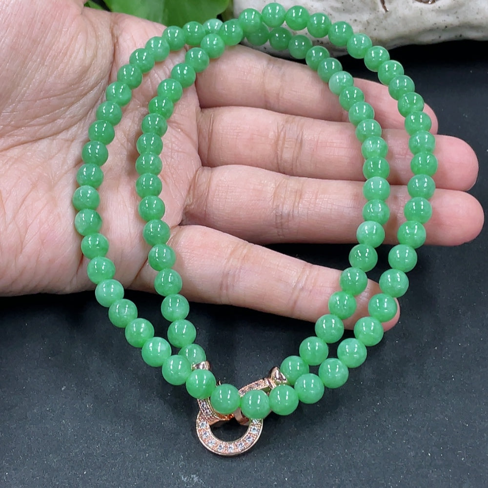 Jadeite Beaded Necklace Non-Gold