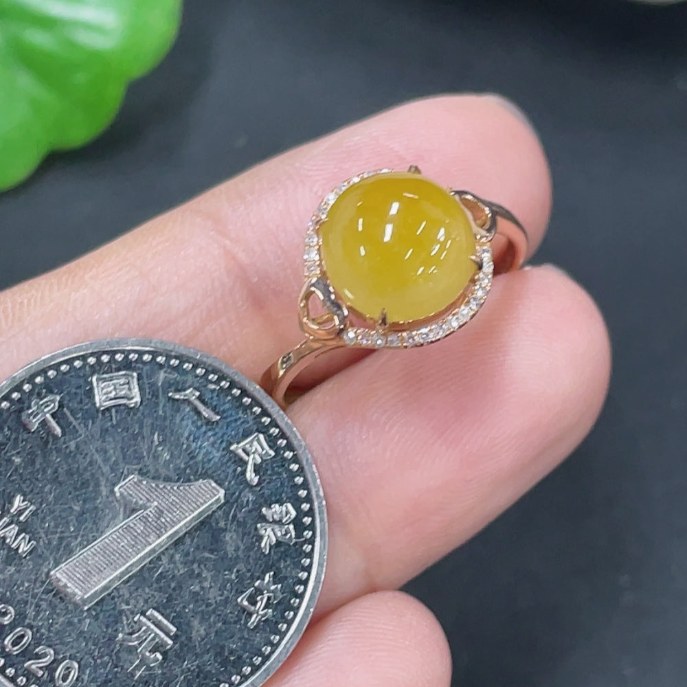 Jadeite Cabochon Inlaid Ring 18k Gold Setting Size 12.5 Total Weight Approx. 2g with Diamond Accents
