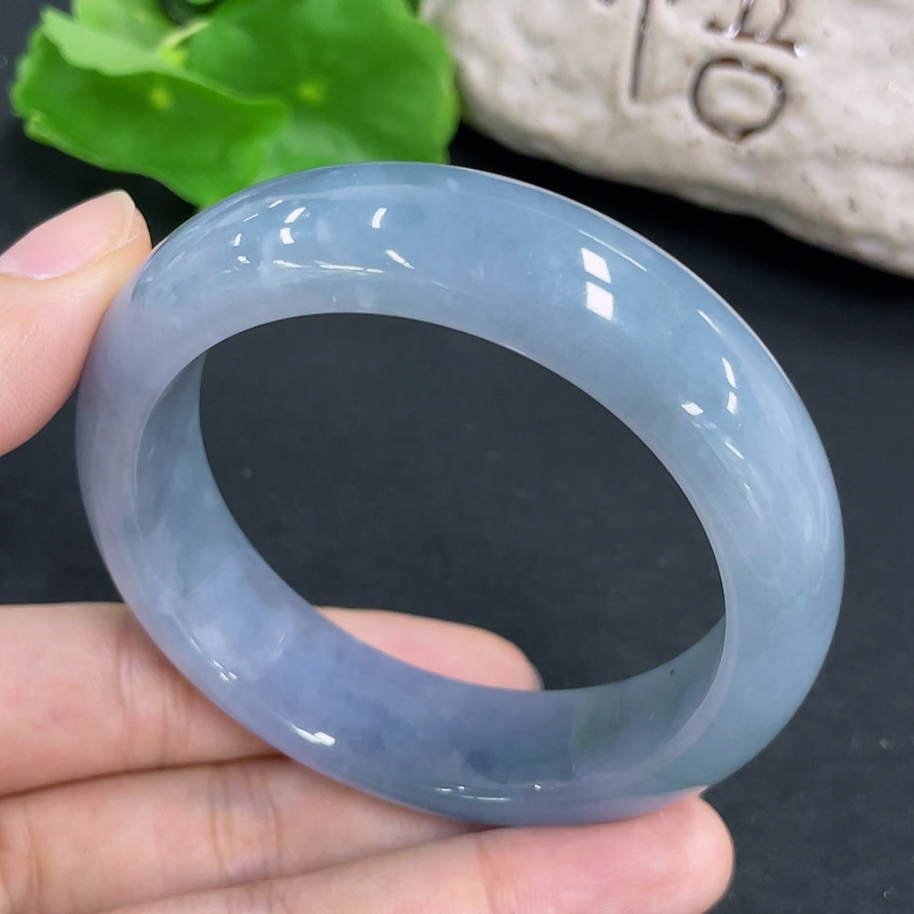 Jadeite Round Bangle
