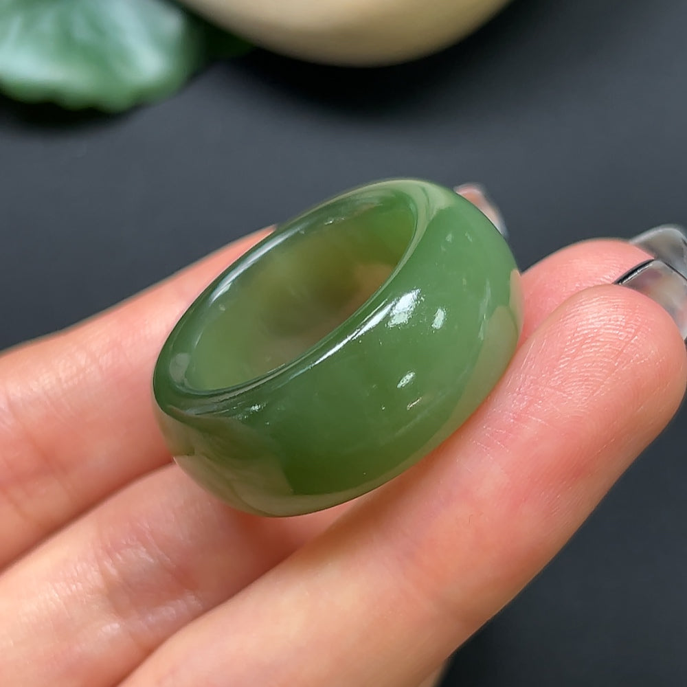 Hetian jade jewelry thimble, size 24, weighing approximately 14.37g, crafted by HKHQ, detailed jade design visible.