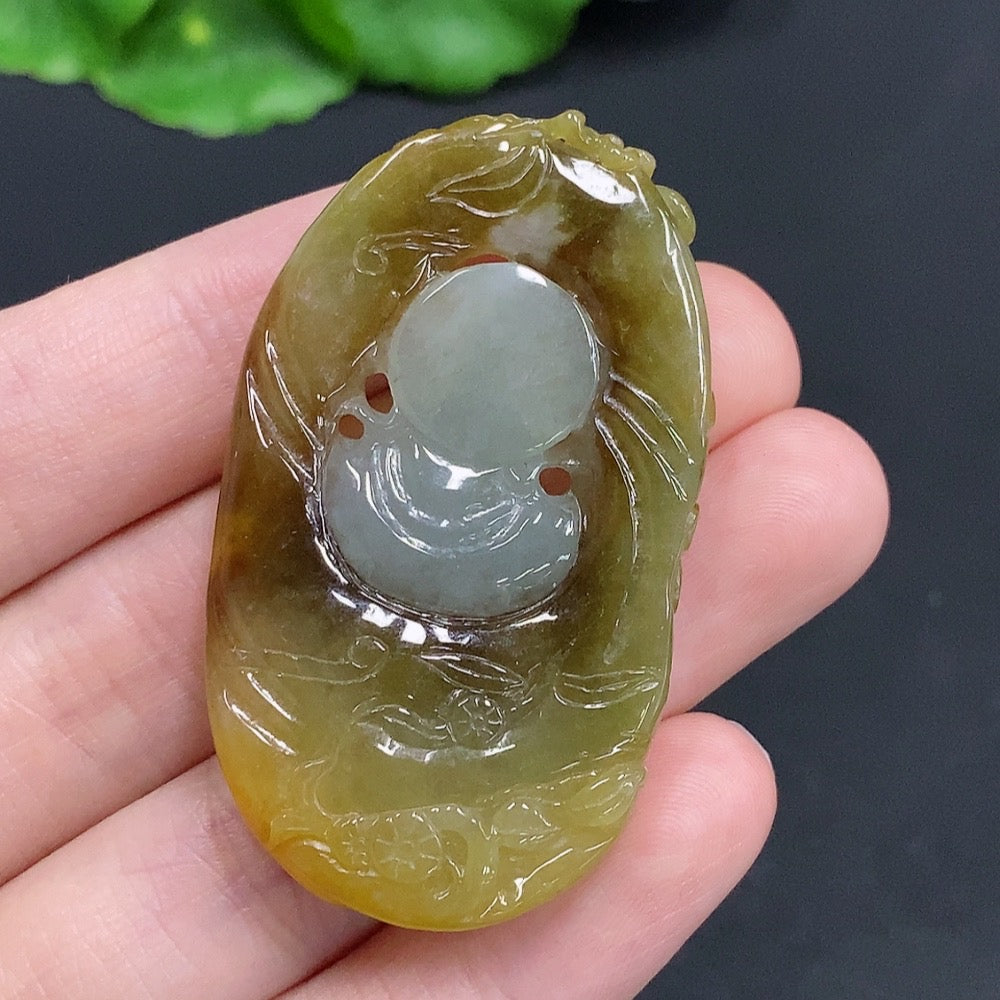 Jadeite Guanyin Pendant Total Weight: Approx. 22.4g Color Origin Undetermined