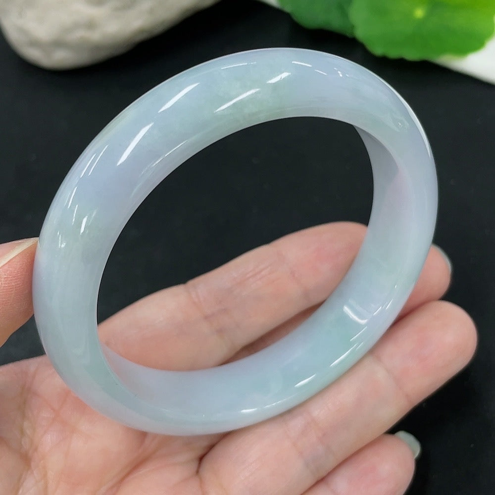 Jadeite Round Bangle Size 57.7 Total Weight Approx. 61.8g