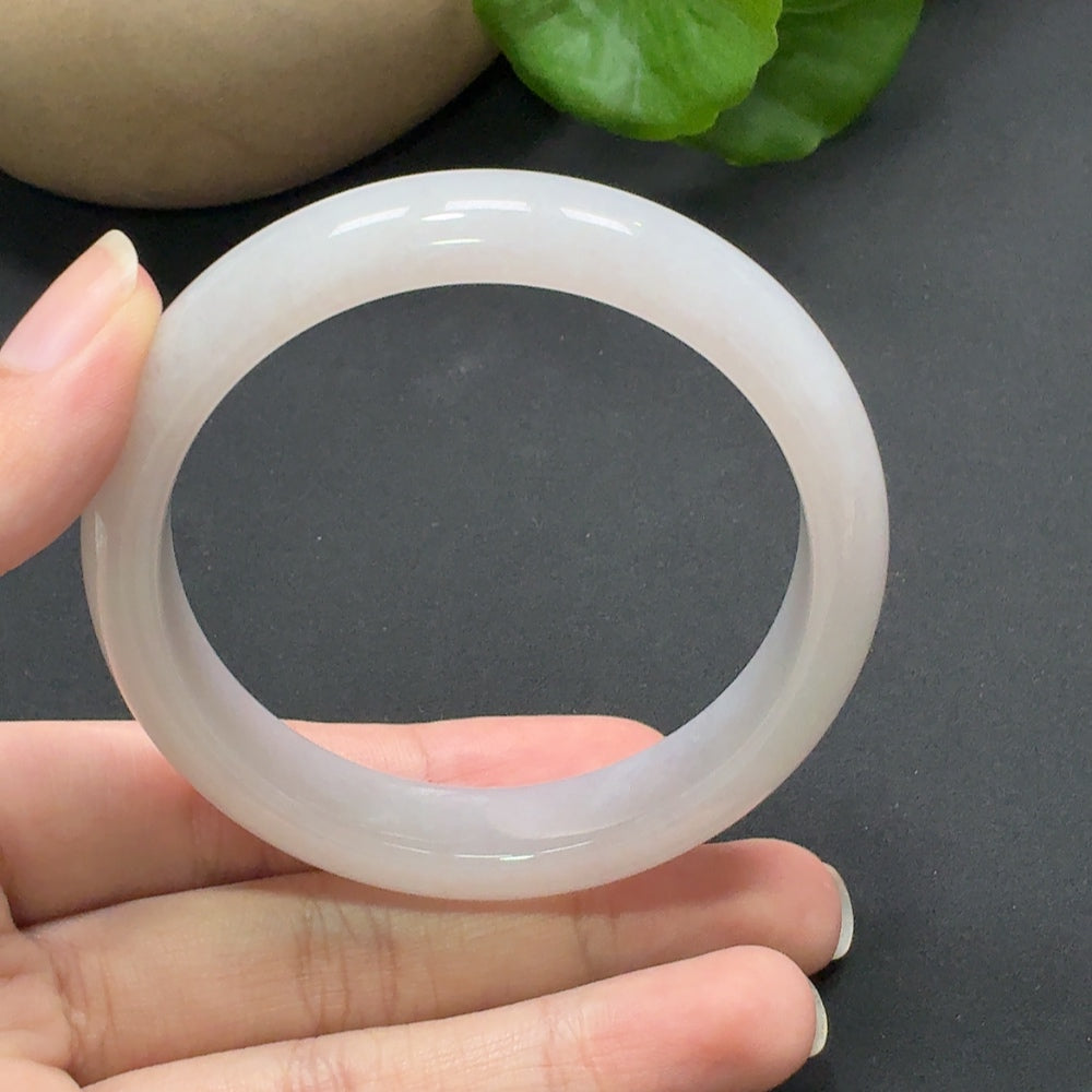Jadeite Round Bangle
