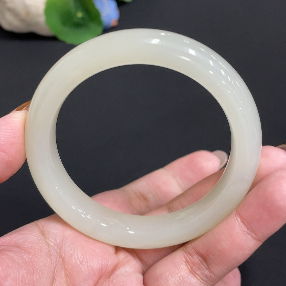 Hetian Jade Round Bracelet Size 58.7 Total Weight Approx. 61.2g