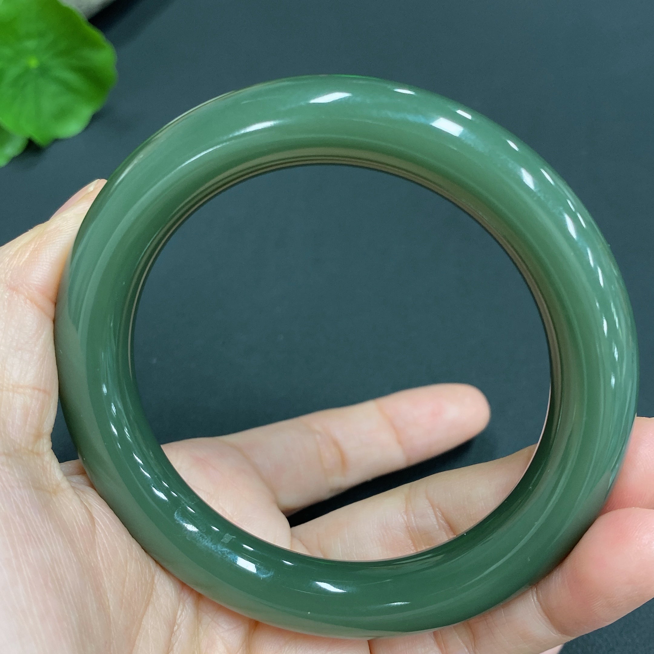 Hetian Jade Round Bangle Size 56.3 Total Weight Approx.56.8g