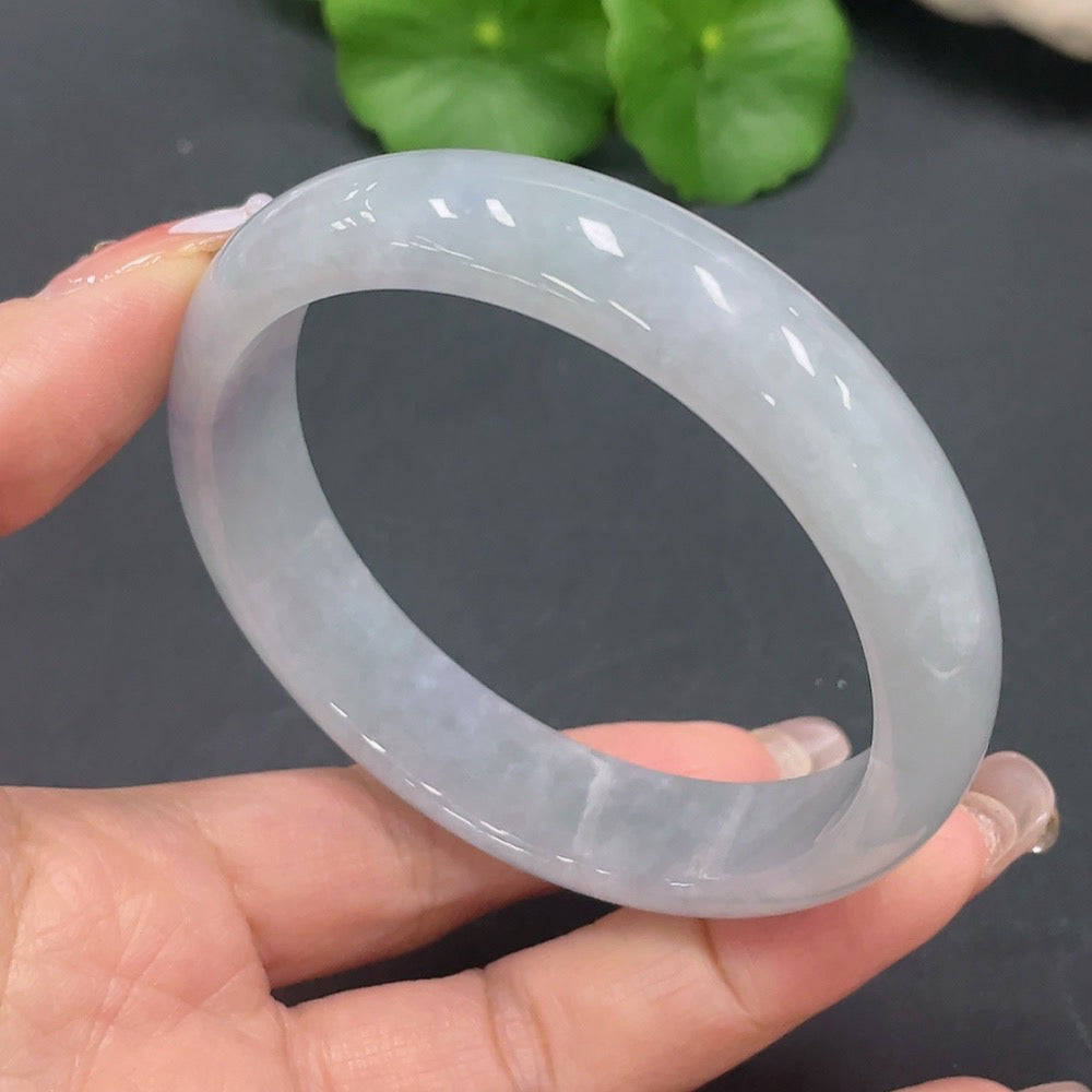 Jadeite Round Bracelet Size 58.3 Total Weight 52.408g