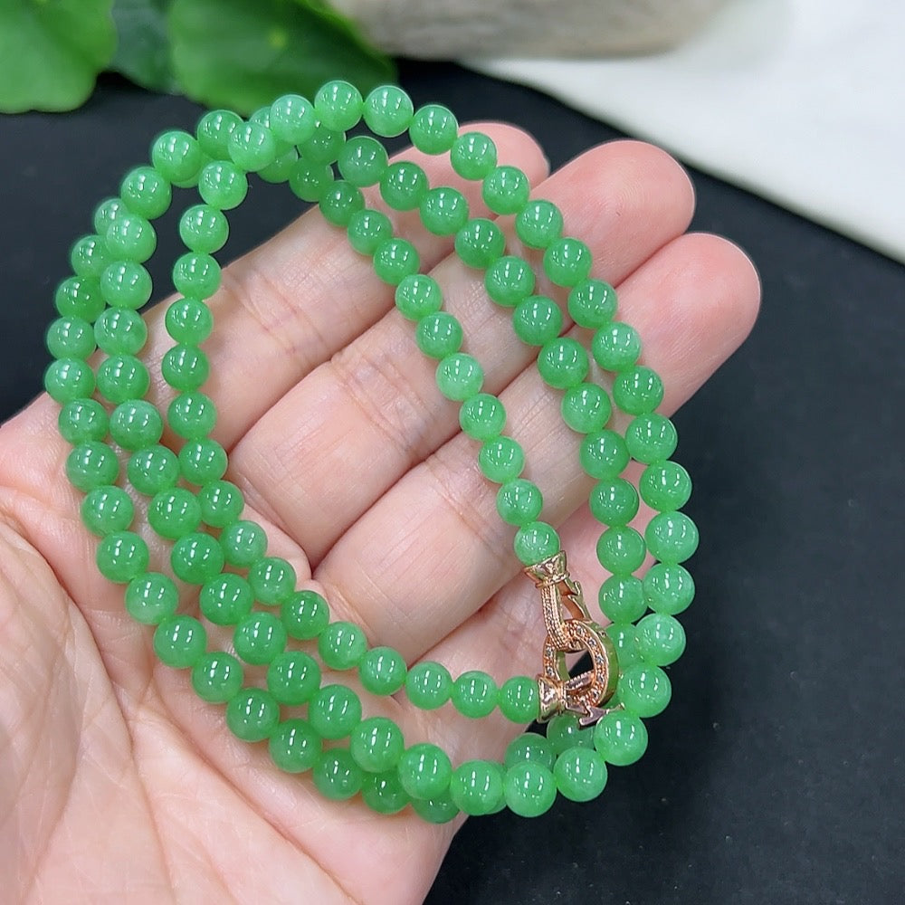 Jadeite Beaded Necklace Non-gold Inlaid