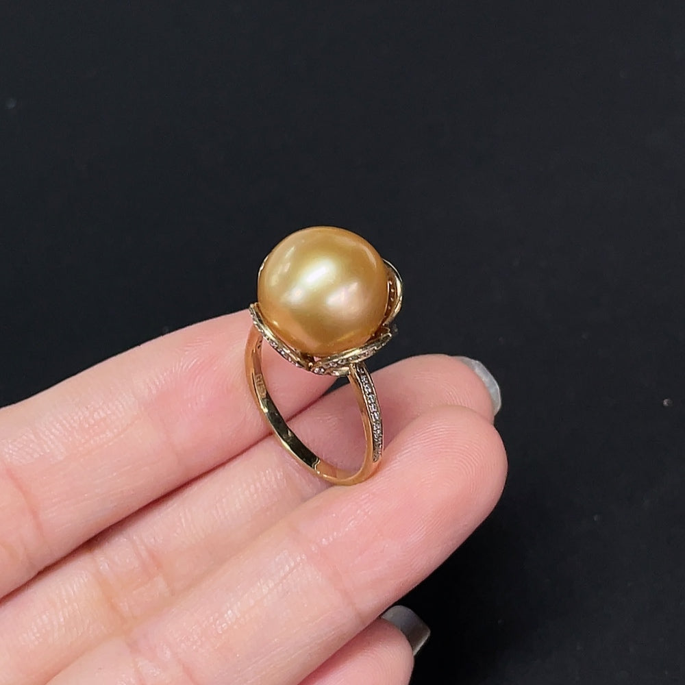 Seawater Pearl Inlaid Ring 9k Gold Size 15 Approx. 12.4mm Total Weight About 4.99g Color Origin Undetermined Non-Diamond