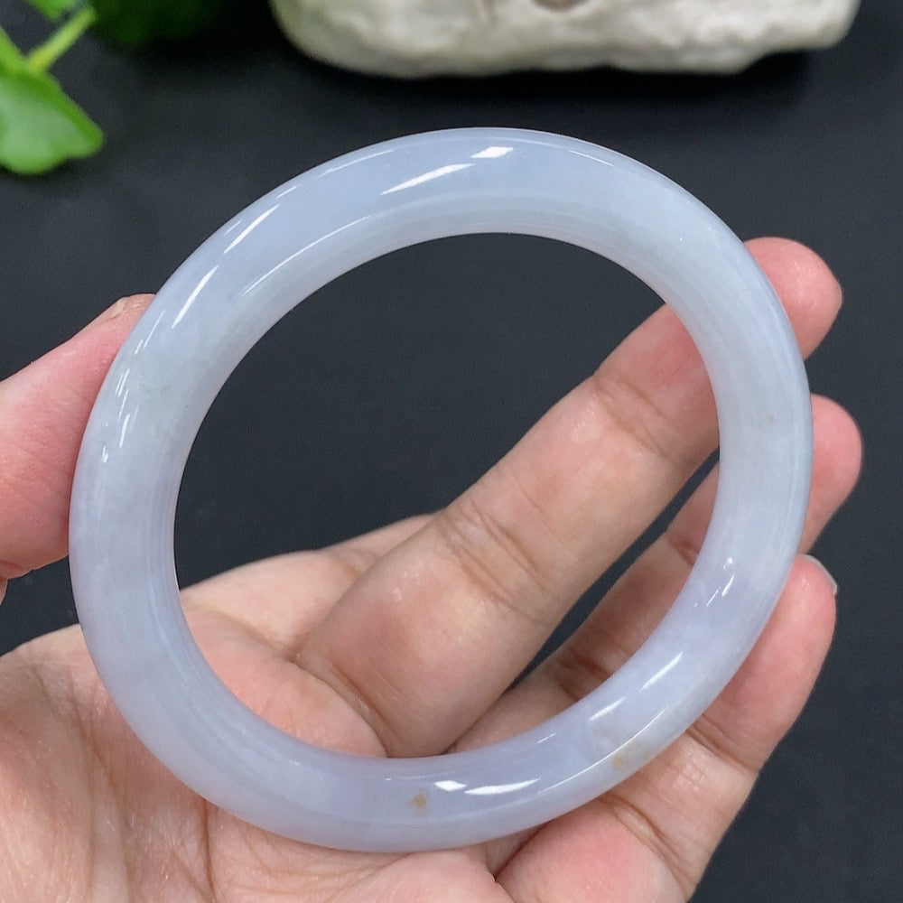 Jadeite Round Bangle, Total Weight Approx. 42.5g, Size 54.9