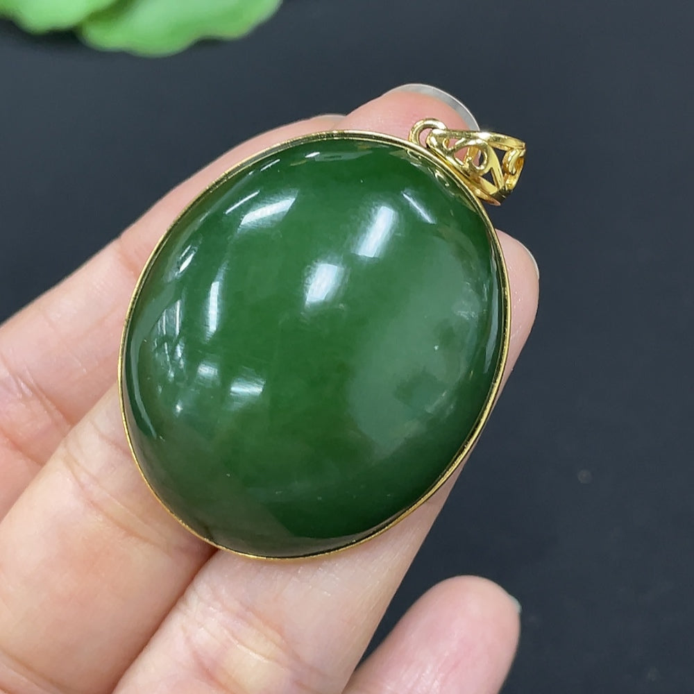 Green Hetian Jade Cabochon Pendant with 18K Gold Setting
